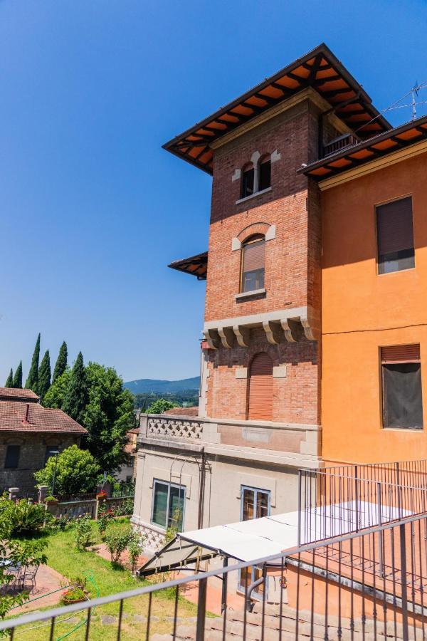 Attico in villa storica - Dolcevita Holiday Firenze Esterno foto